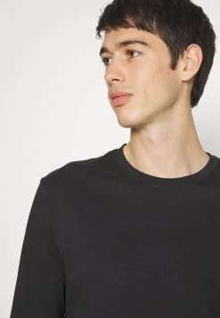 Pier One 5 Pack - Camiseta De Manga Larga - White/Dark Green/Light Green/Black 17 Pier One 5 Pack - Camiseta De Manga Larga - White/Dark Green/Light Green/Black -Pier One 148e7397fbfd47649b940fe065e3dabf