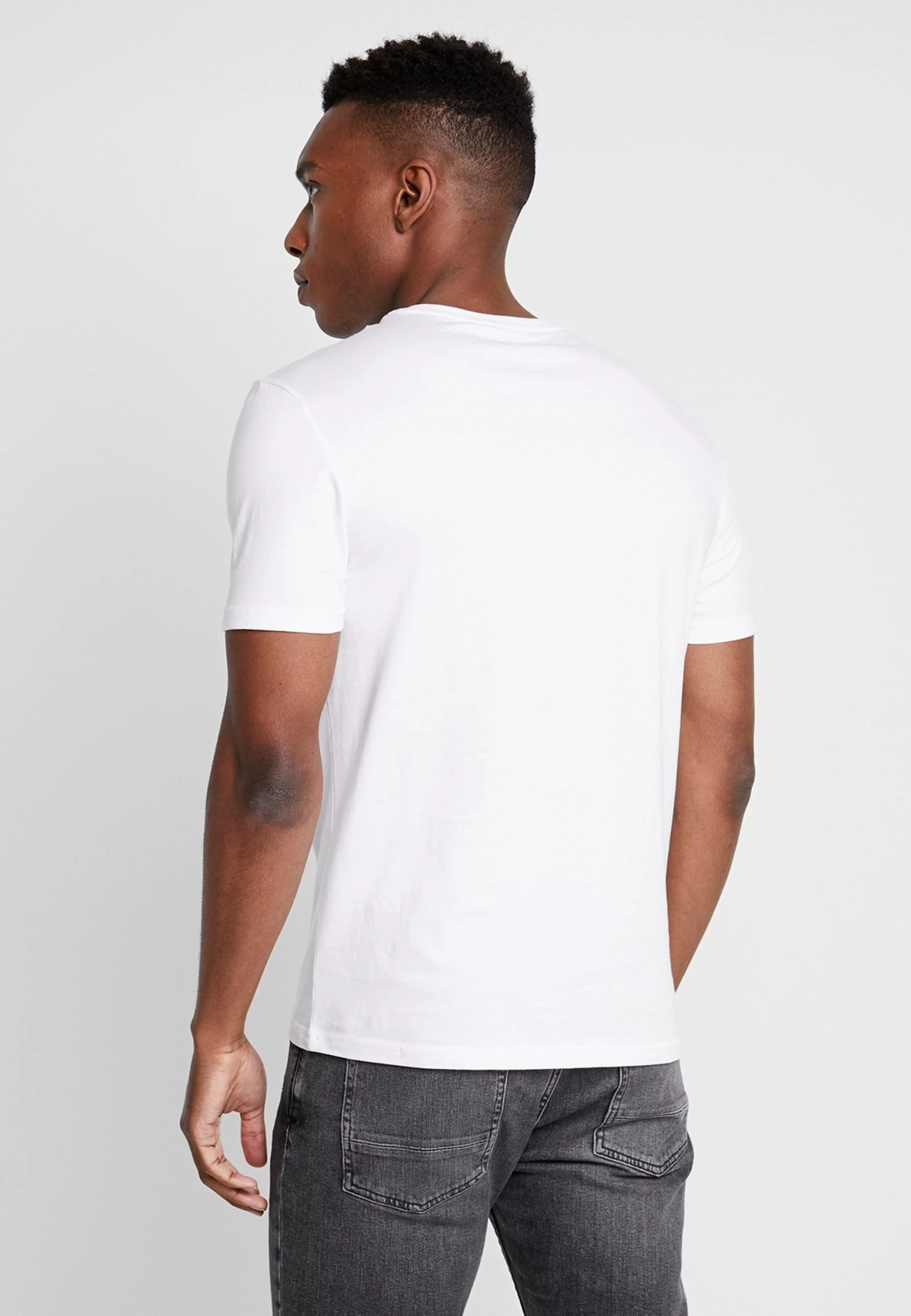 Pier One 5 Pack - Camiseta Básica - Mottled Bordeaux/White 5 Pier One 5 Pack - Camiseta Básica - Mottled Bordeaux/White - Imagen 3