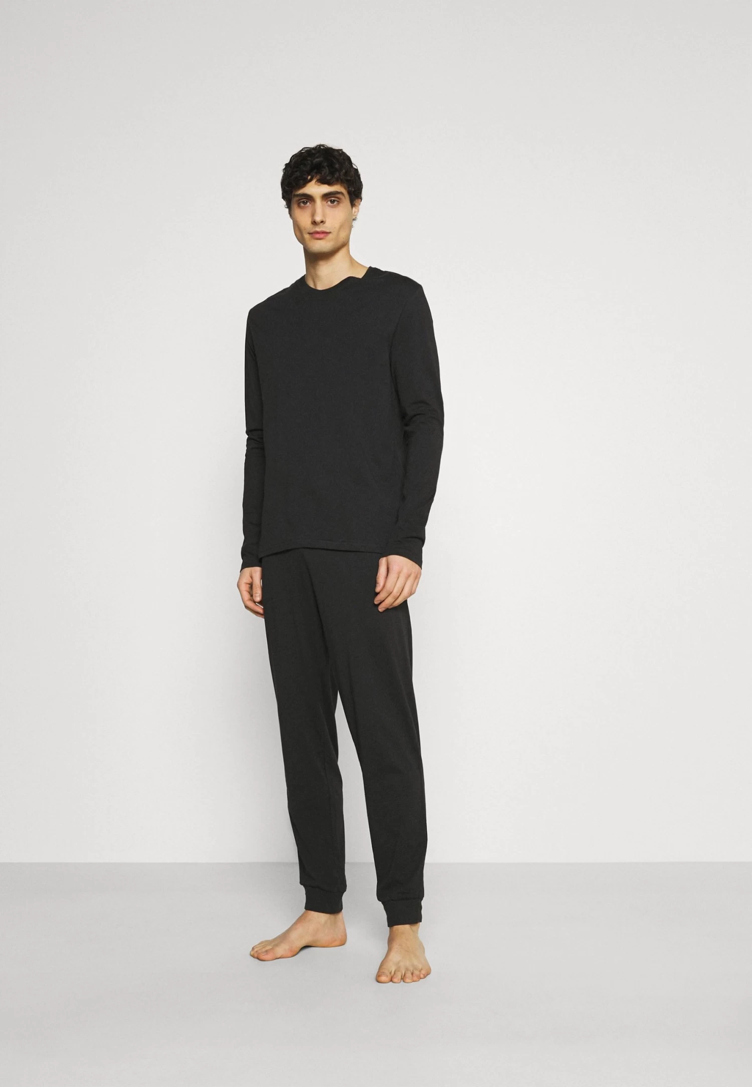 Pier One Pijama - Black 4 Pier One Pijama - Black - Imagen 2