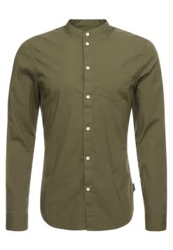 Pier One Muscle Fit Stand- Camisa - Oliv 10 Pier One Muscle Fit Stand- Camisa - Oliv -Pier One 2eaf2225ec4e407fb66608ee799657eb