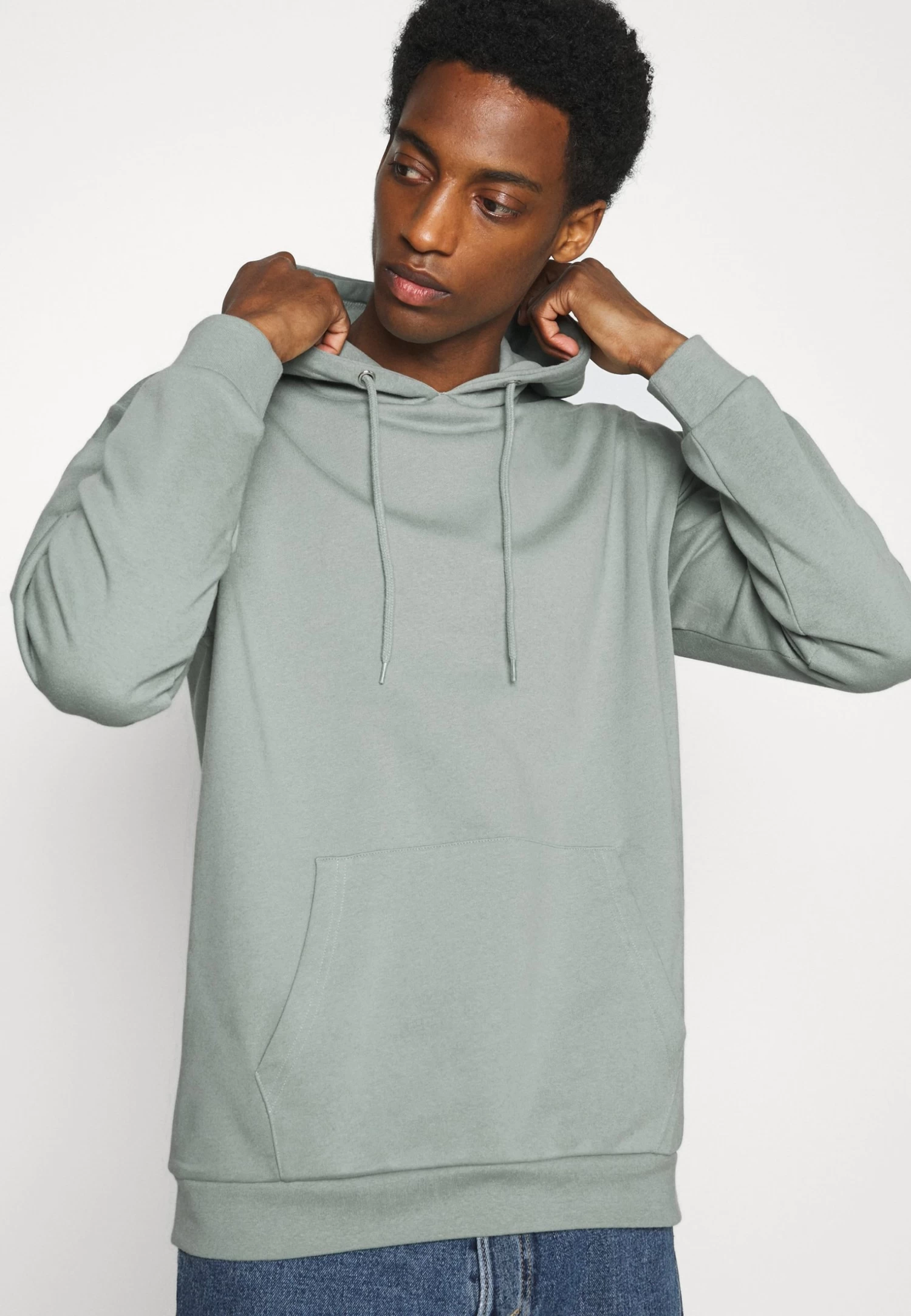 Pier One 2 Pack - Jersey Con Capucha - Black/Green 7 Pier One 2 Pack - Jersey Con Capucha - Black/Green - Imagen 5