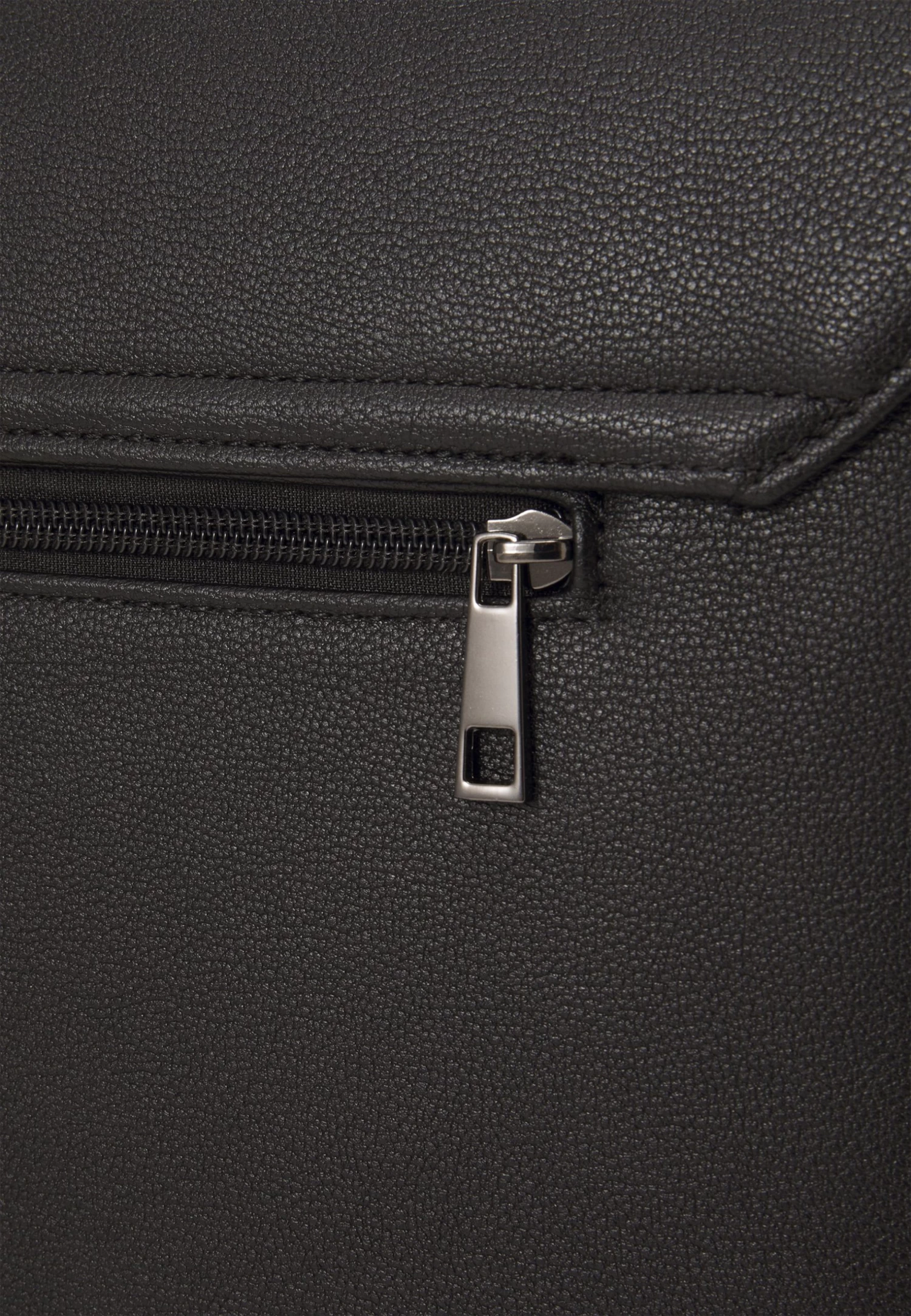 Pier One Big Messenger Bag - Bandolera - Black 7 Pier One Big Messenger Bag - Bandolera - Black - Imagen 5