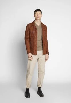 Pier One -Pier One 8d85fe8224c2461d9e9dc61a0147fba9