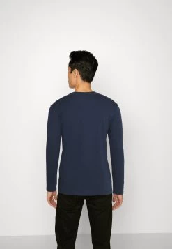 Pier One Camiseta De Manga Larga - Light Green/Beige/Dark Blue -Pier One 8e0c10a276854fd29b9af821bb989ec6