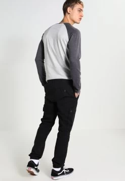 Pier One Pantalones Cargo - Black -Pier One 9b6505bb0b474bfa897c268f418c4924