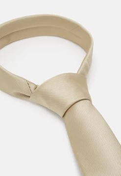 Pier One Set - Otros Accesorios - Beige 17 Pier One Set - Otros Accesorios - Beige -Pier One a6899ef5198646448a7b0c1f506f7967