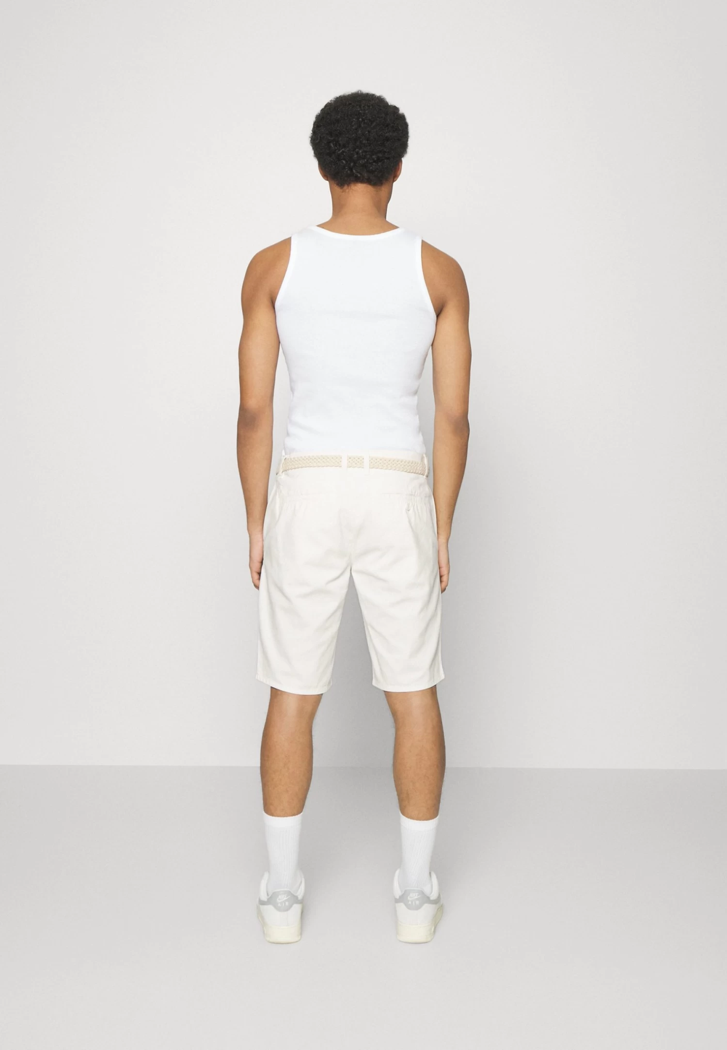 Pier One Shorts - White 5 Pier One Shorts - White - Imagen 3