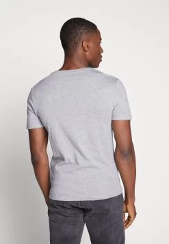 Pier One 3 Pack- Camiseta Básica - Black, Grey, Green -Pier One b3e2272097fd45d28e31884f564c0681