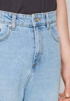 Pier One Distress On Knees - Vaqueros Boyfriend - Light Blue Denim -Pier One d4085535f709450aa93457a2f893d4eb
