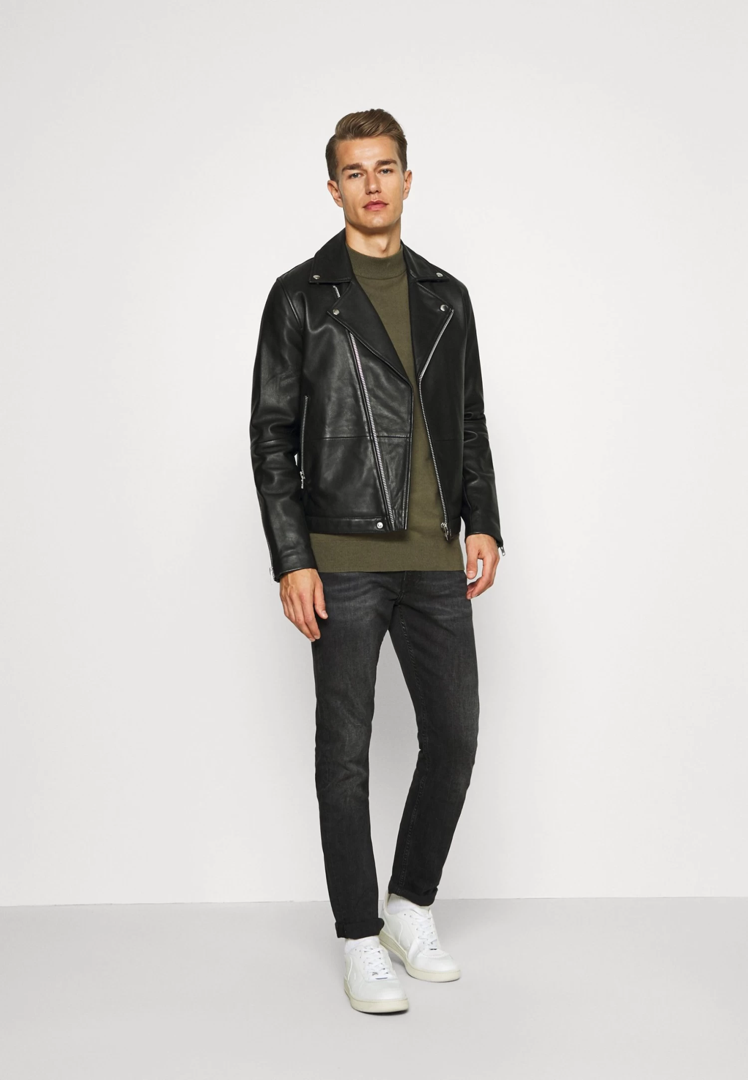 Pier One Jersey De Punto - Oliv 4 Pier One Jersey De Punto - Oliv - Imagen 2