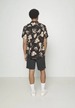 Pier One 2 Pack - Shorts - Olive/Black -Pier One fd44b737848c4df581a8294c3b8851b1