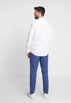 Pier One 2 Pack - Camisa Elegante - White 10 Pier One 2 Pack - Camisa Elegante - White -Pier One fe3882eaf28b48838ea76cbb4b0ad904